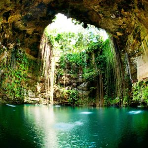 Ik Kil Cenote, Mexico